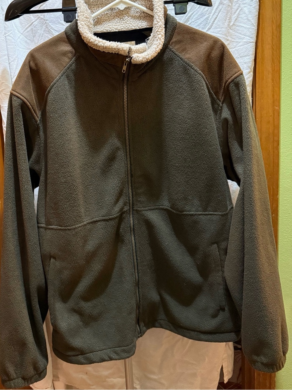 Men's Outdoor Forest  Green Full-Zip Fleece Jacket with Sherpa Colla